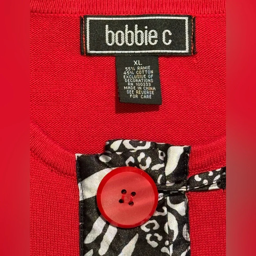 Bobbie C Vintage Red & Black Embroidered Abstract Cat Toggle Cardigan Size XL - Picture 4 of 8